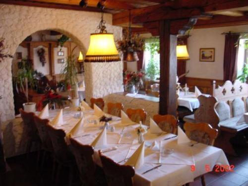 Hotel Restaurant Schrotmühle Scheinfeld Exterior foto